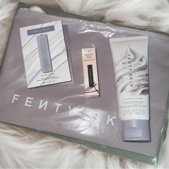 Fenty Lavender Cosmetic Bag bundle NIP - Picture 2 of 10